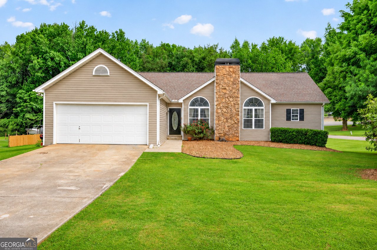 18 Savannah Lane Jefferson - main photo