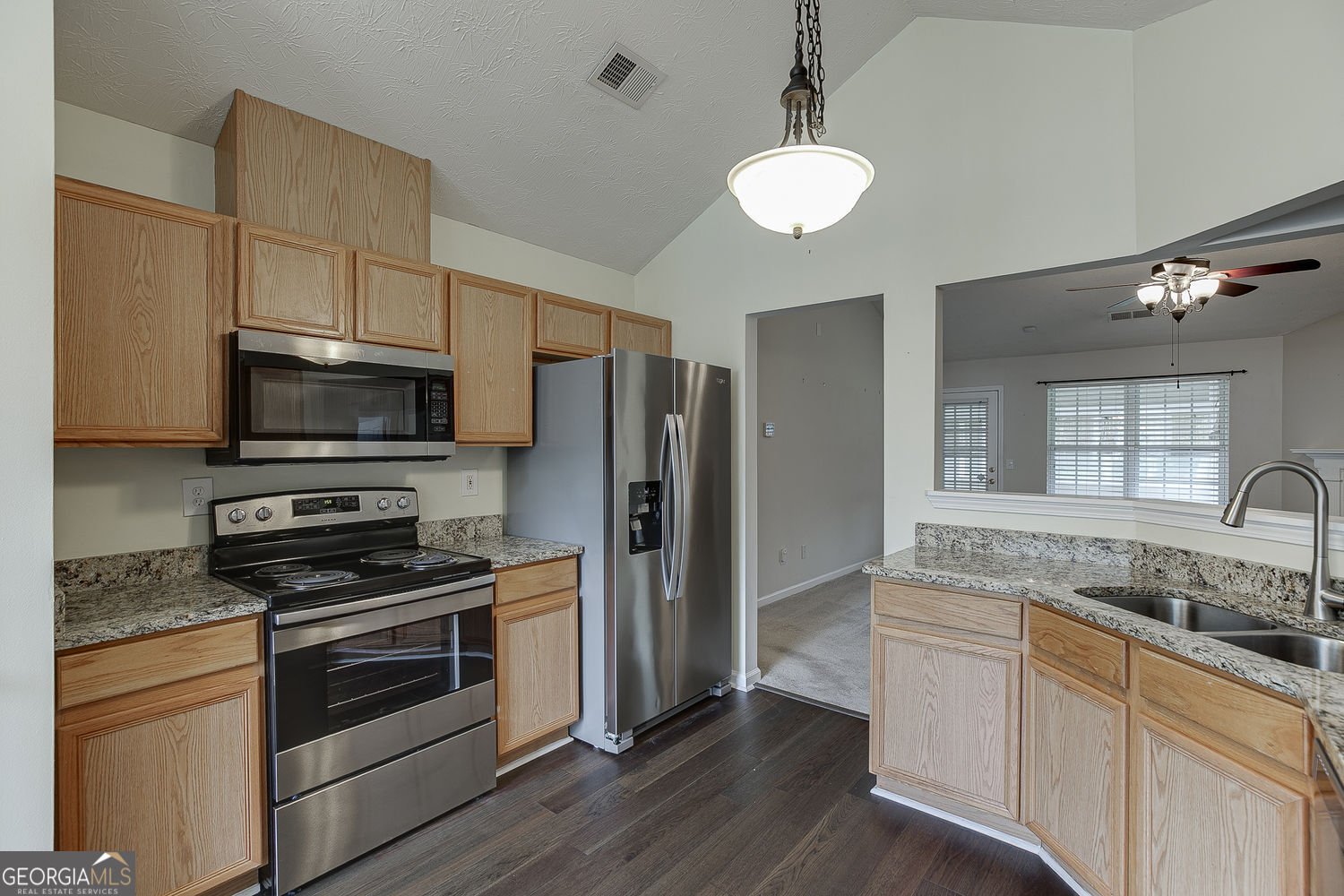 387 Joshua Way Hoschton - Photo 11