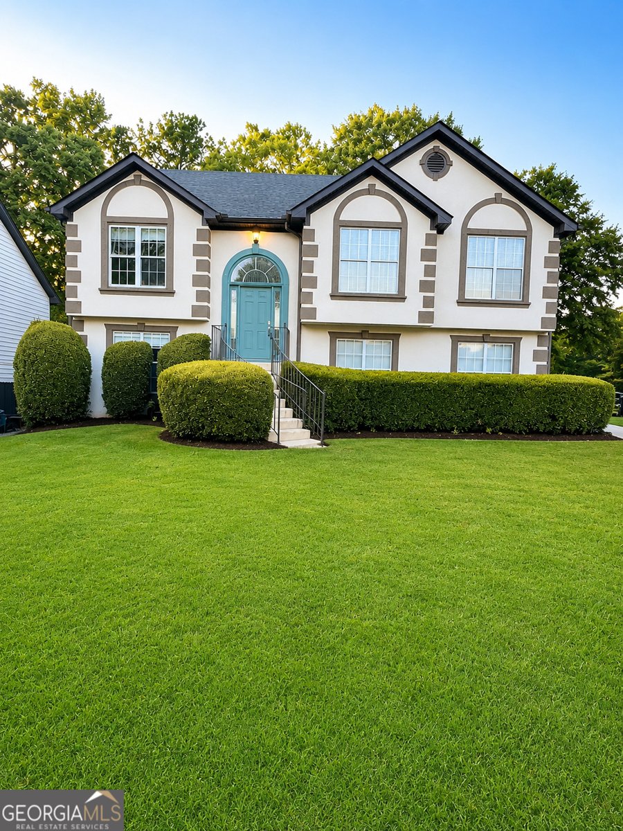3232 Oak Vista Way Lawrenceville - main photo