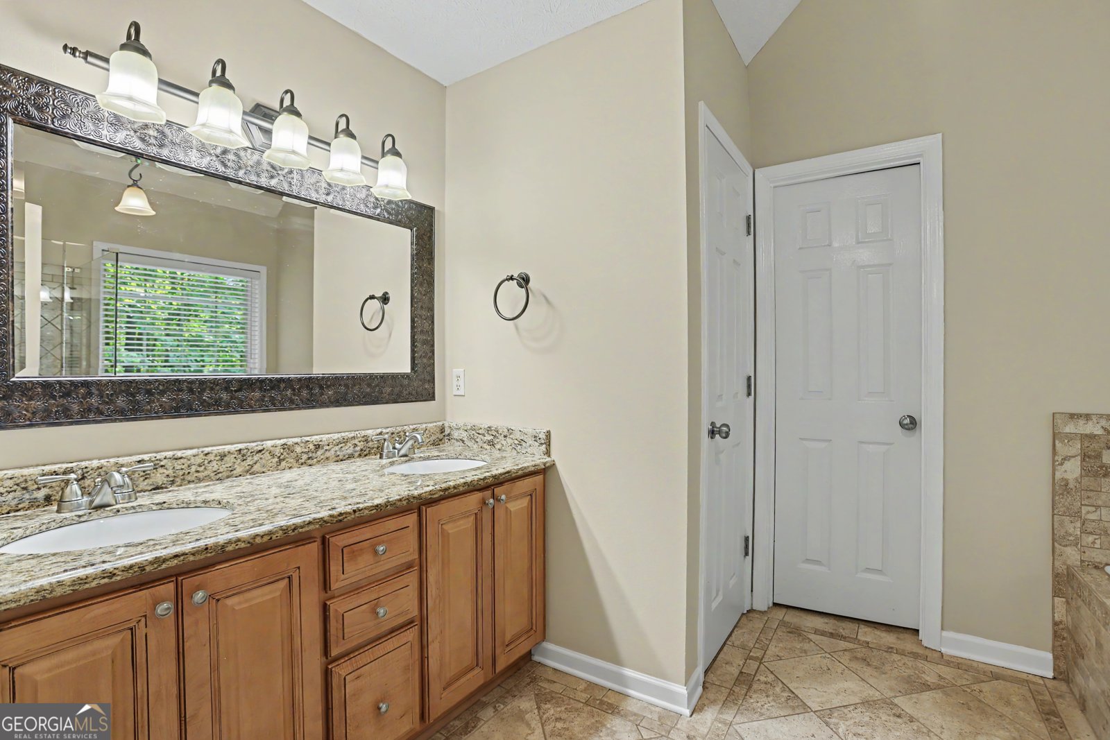 202 Academy Woods Drive Jefferson - Photo 16