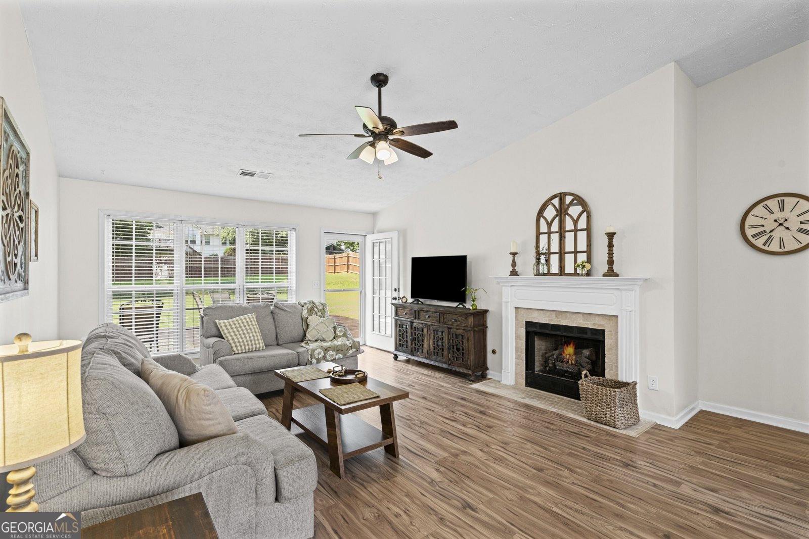 7065 Valley Landing Court Cumming - Photo 10