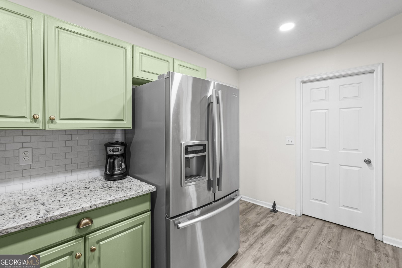 7065 Valley Landing Court Cumming - Photo 16