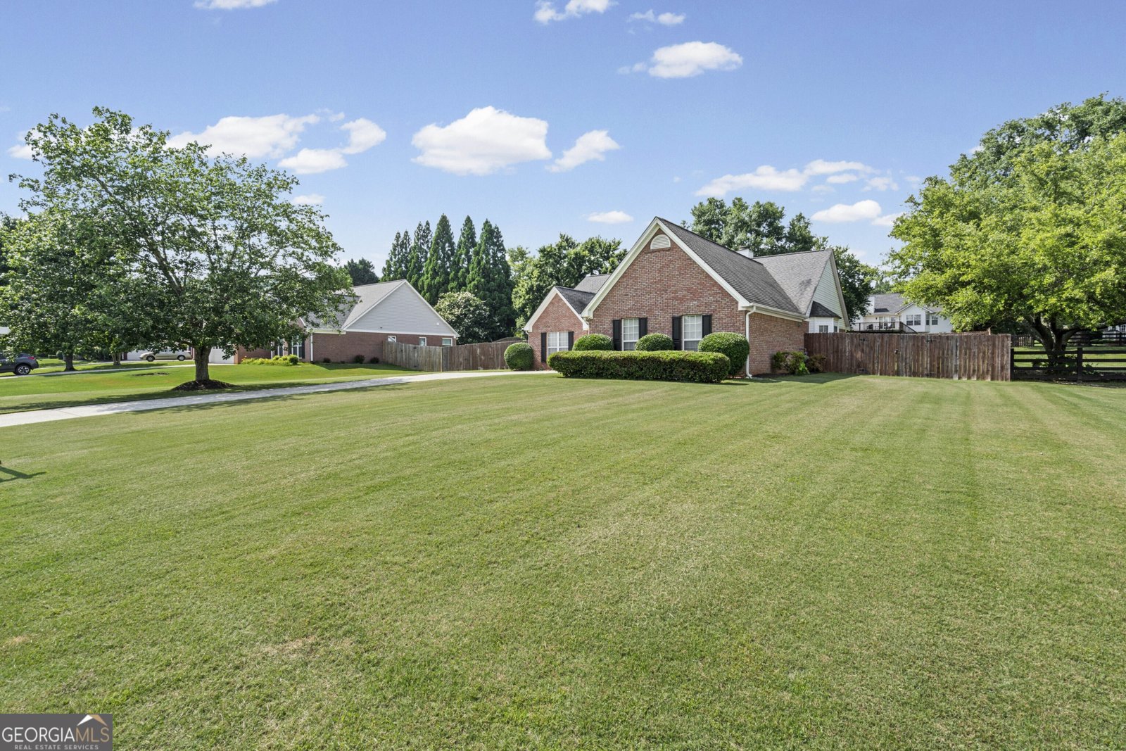 7065 Valley Landing Court Cumming - Photo 35