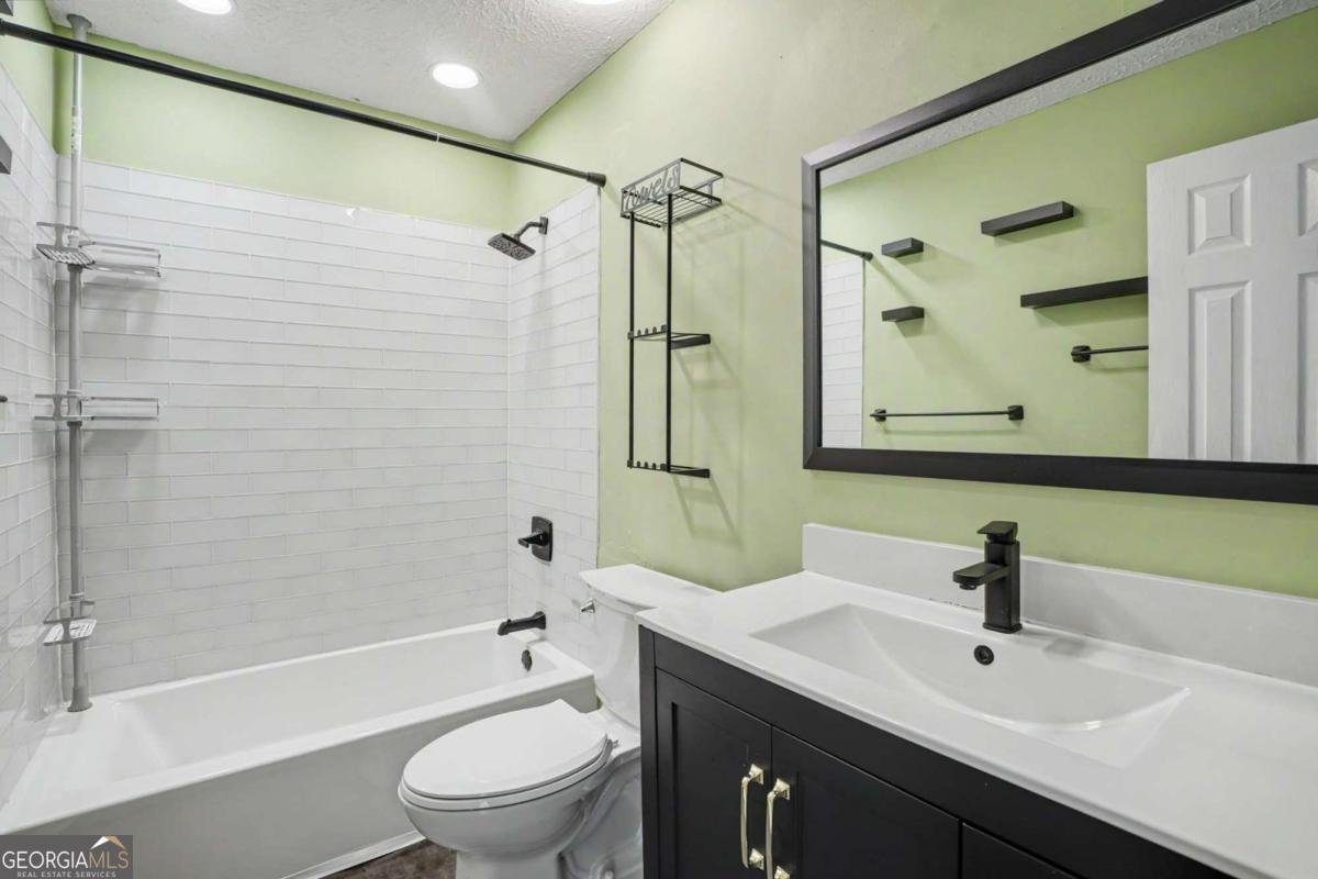 4064 Longford Drive Marietta - Photo 19