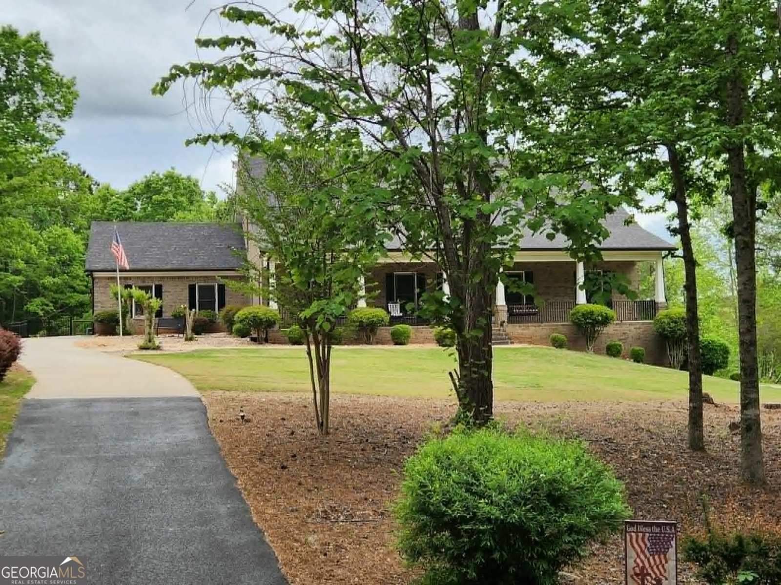 300 Brook Road Barnesville - main photo