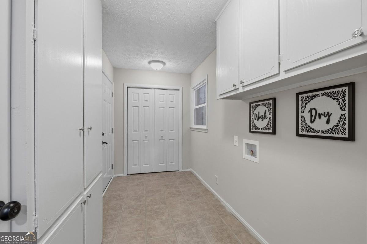 2042 Lake Lucerne Drive Lilburn - Photo 10