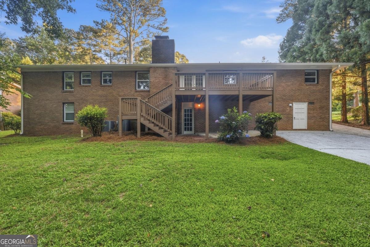 2042 Lake Lucerne Drive Lilburn - Photo 6