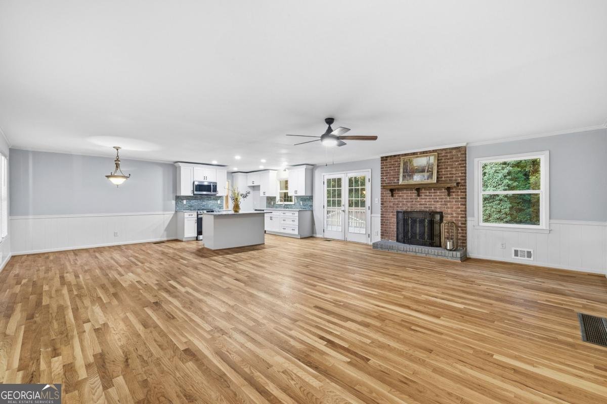 2042 Lake Lucerne Drive Lilburn - Photo 7