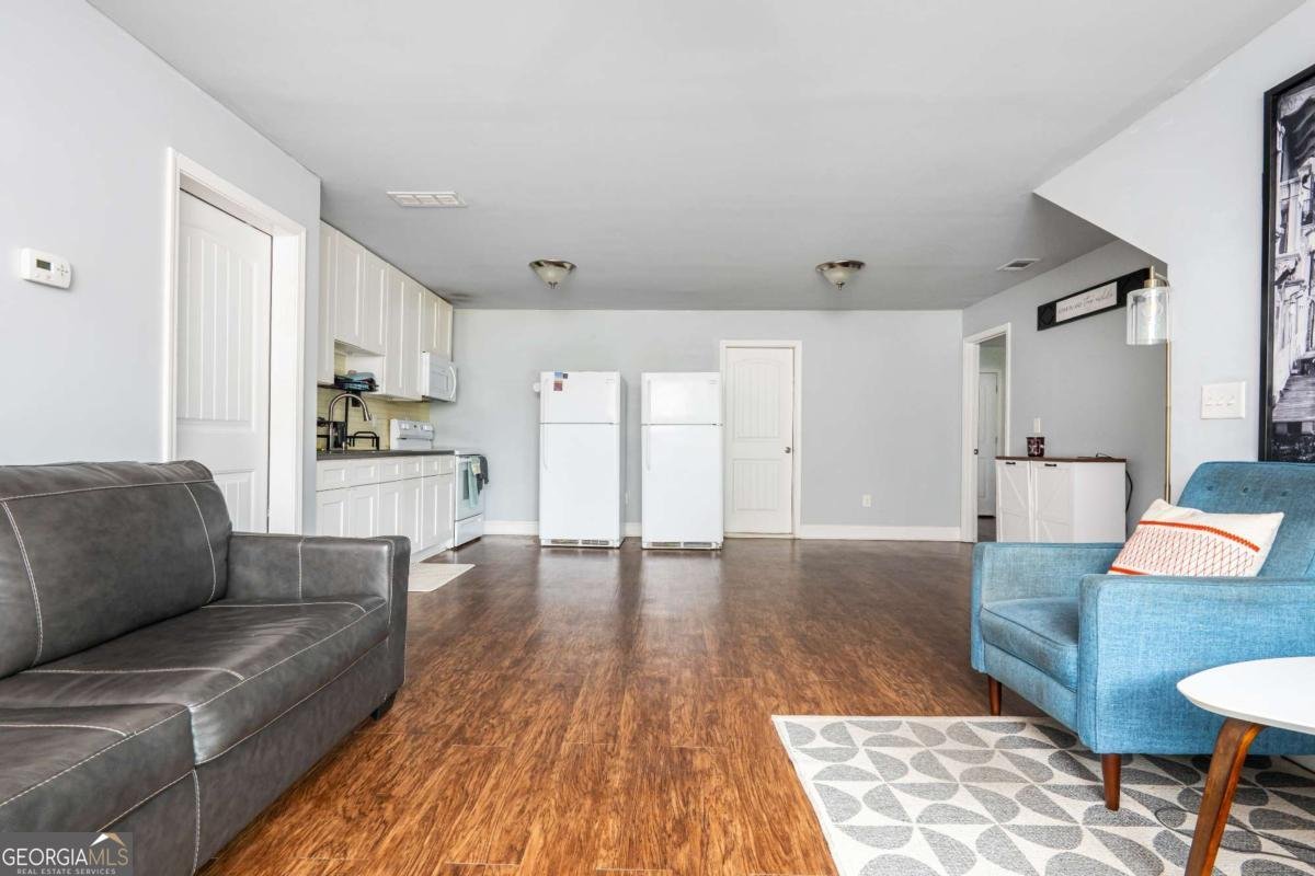 2195 Pinetree Drive Cumming - Photo 11
