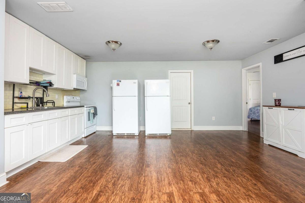 2195 Pinetree Drive Cumming - Photo 14