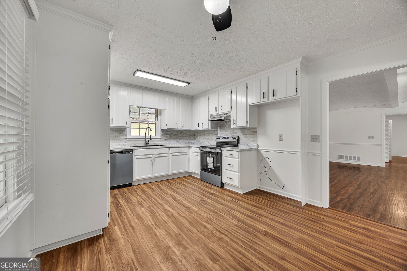 279 Heck Road Kennesaw - Photo 11