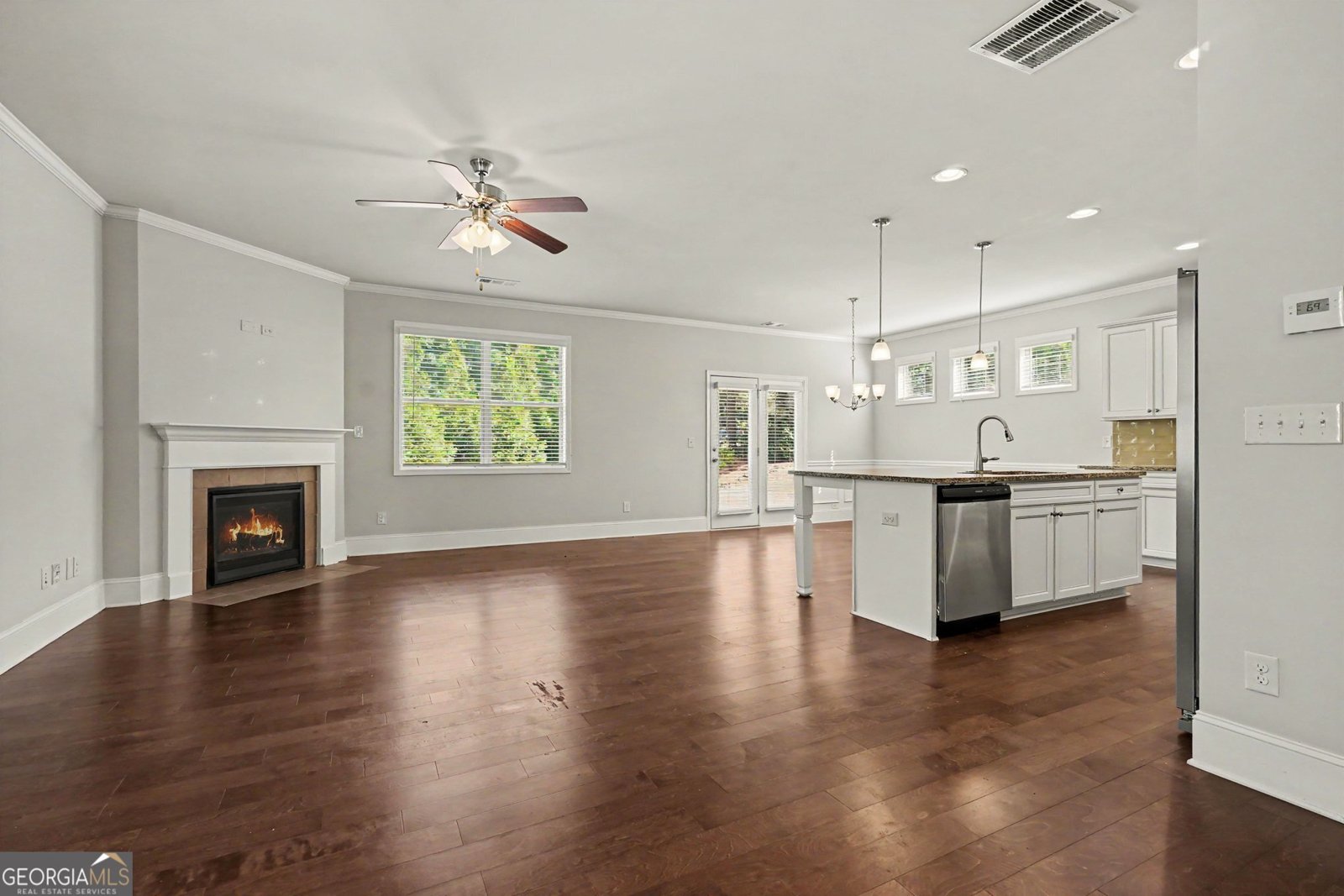 6536 Crosscreek Lane Flowery Branch - Photo 7