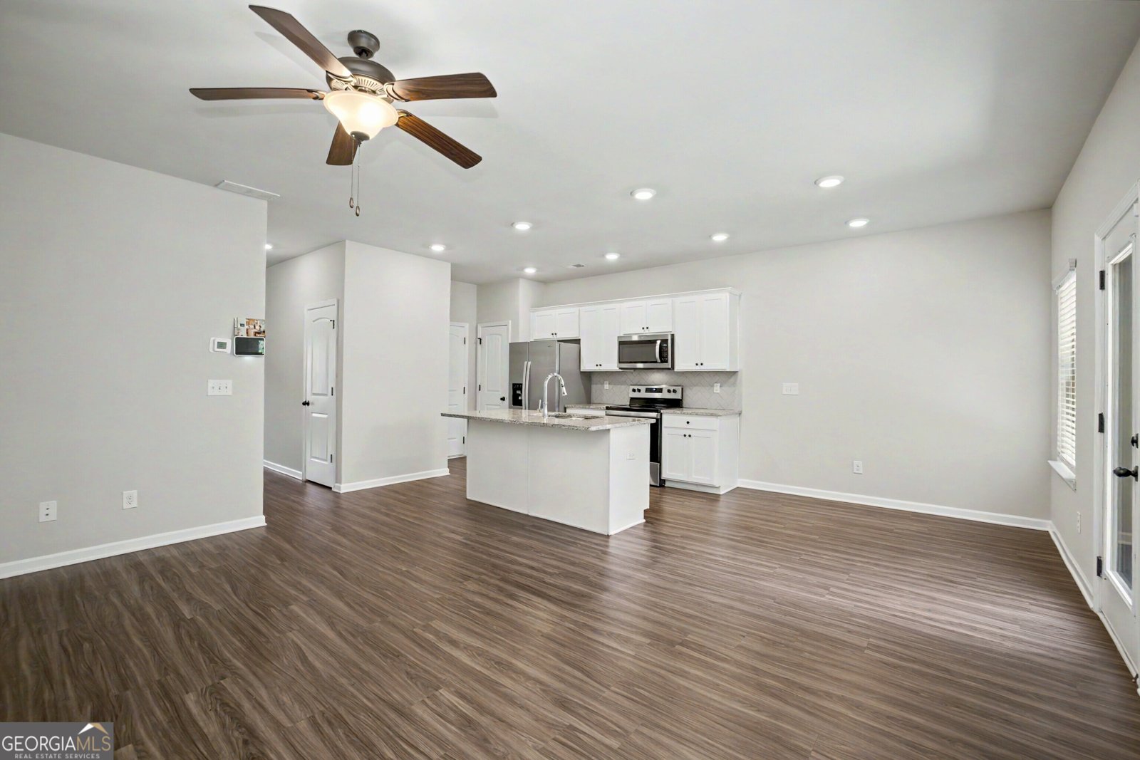 195 Skipjack Court Covington - Photo 10
