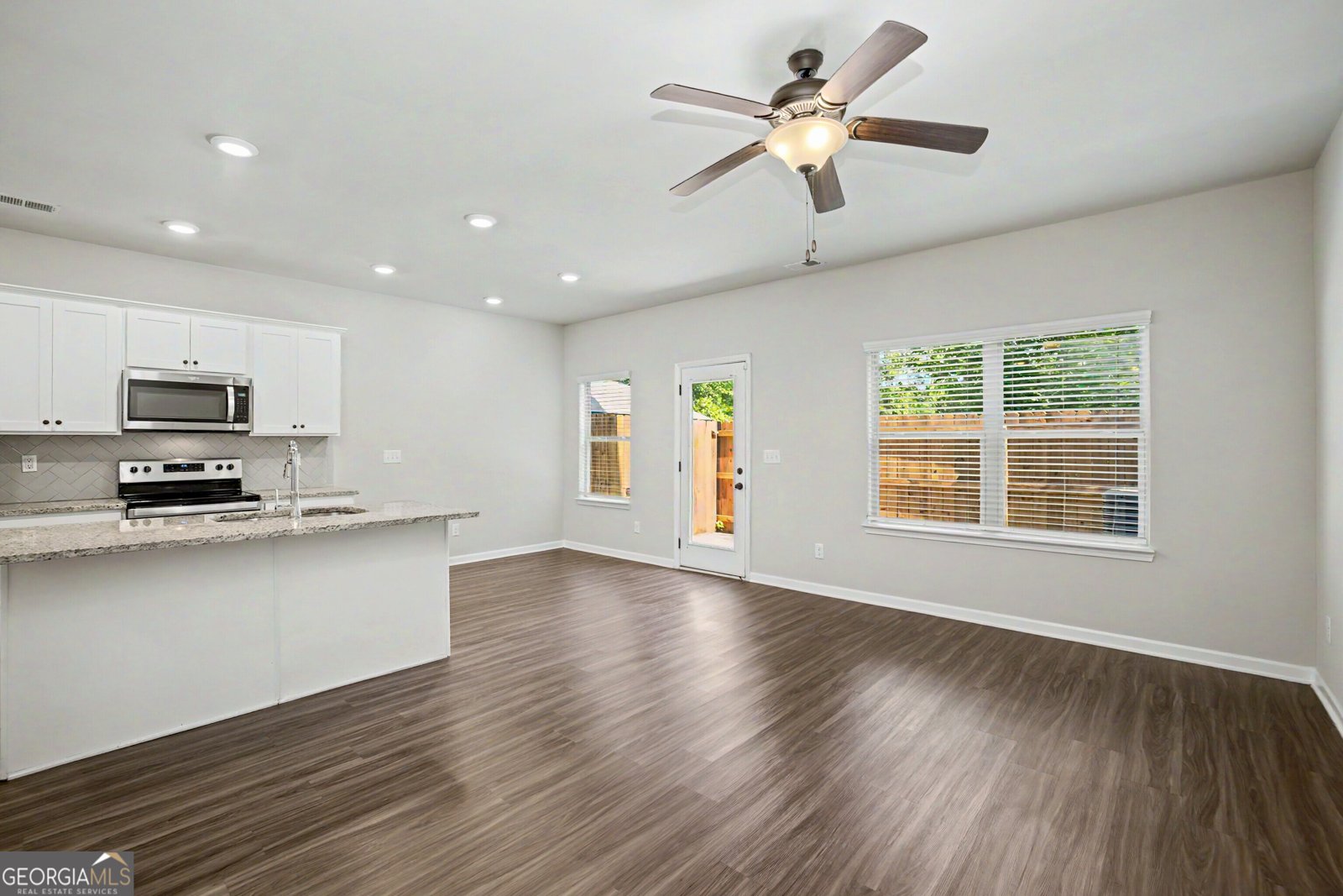 195 Skipjack Court Covington - Photo 9