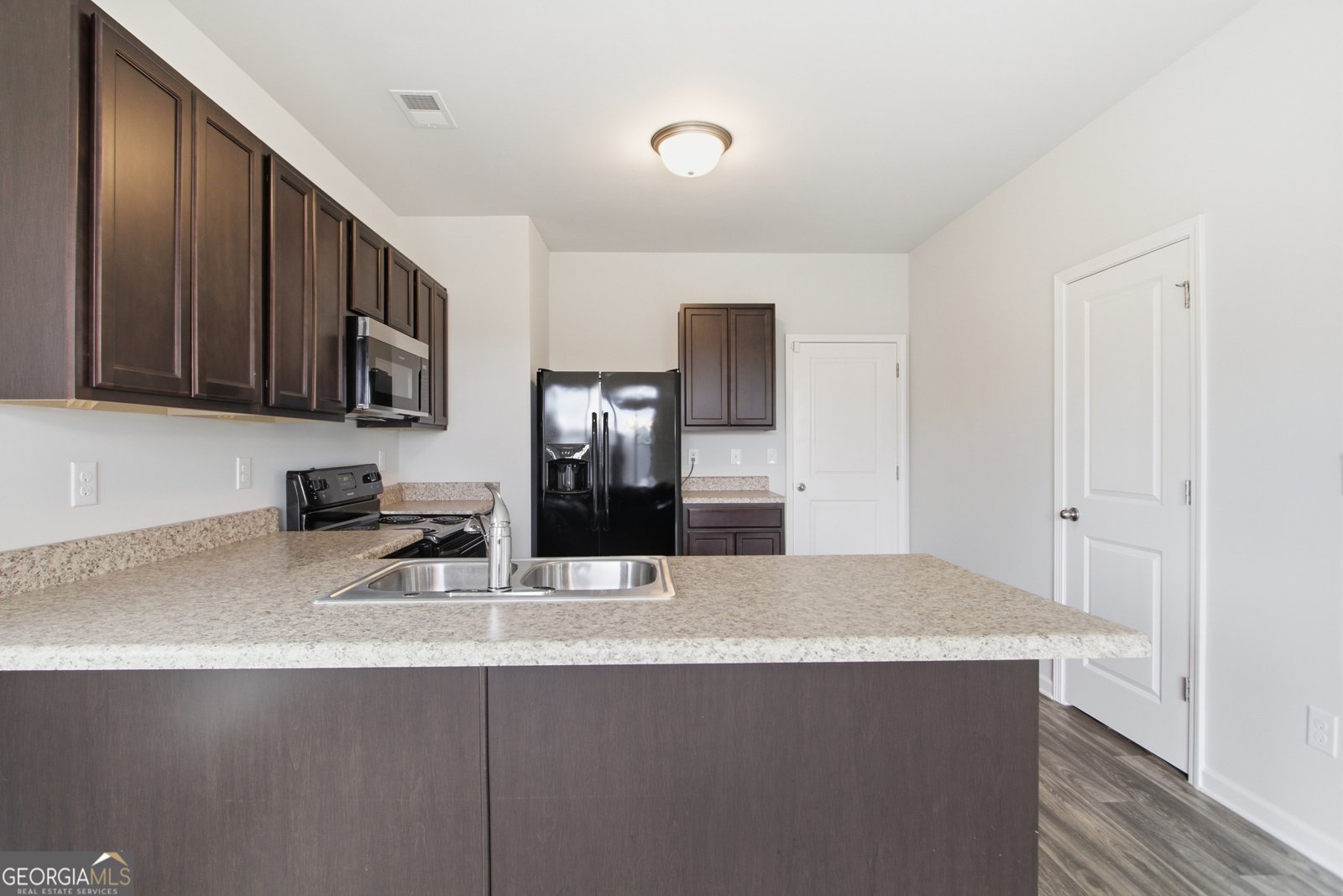 7130 Creeksong Drive Douglasville - Photo 10