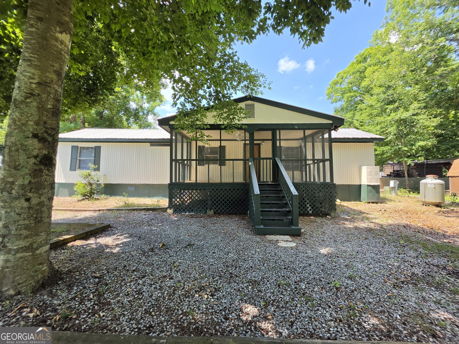 109 Oconee Circle Eatonton - main photo