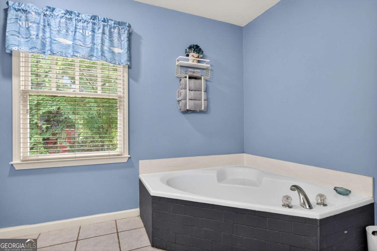2493 Burtz Street Atlanta - Photo 35