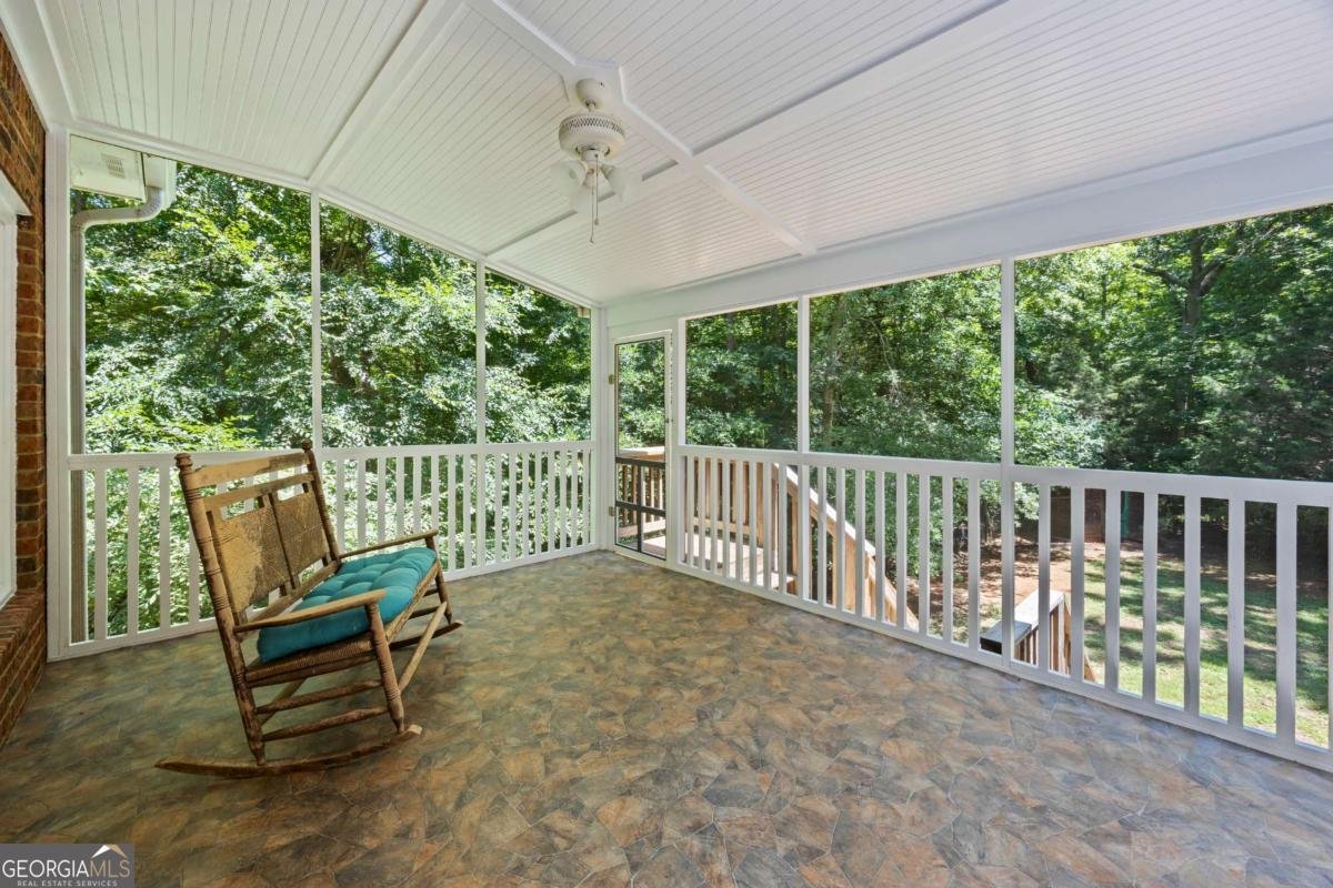 1141 Golf Course Lane Athens - Photo 22