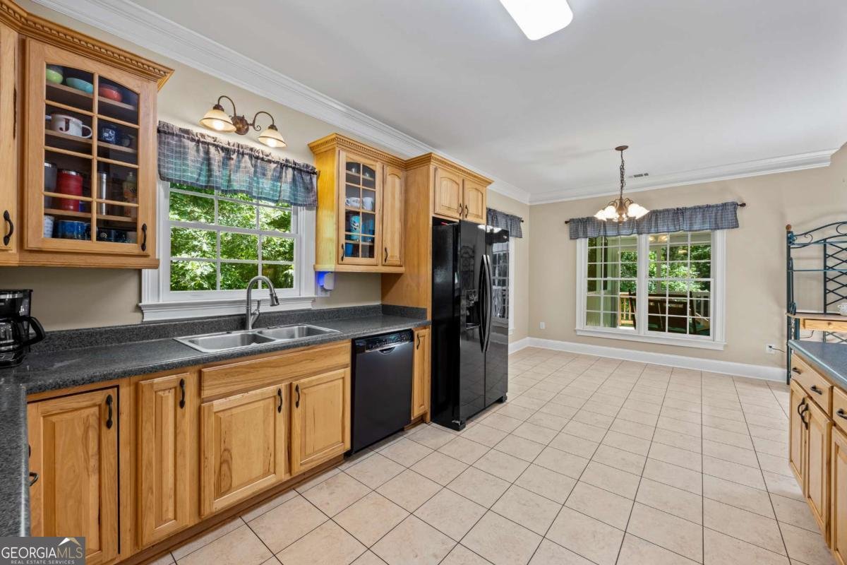1141 Golf Course Lane Athens - Photo 8