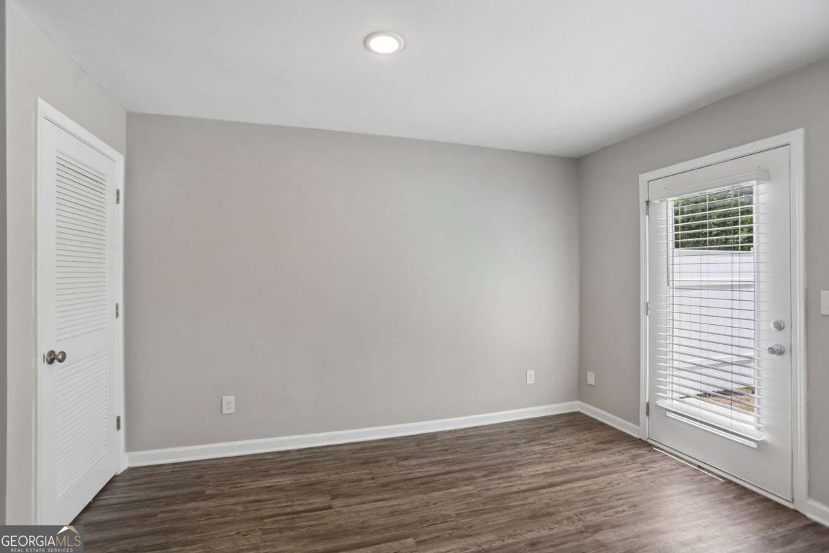 4422 Pinscher Street Union City - Photo 11