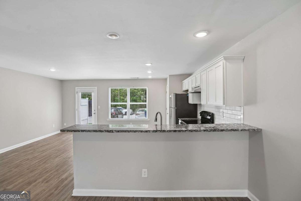 4422 Pinscher Street Union City - Photo 7
