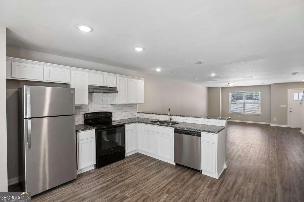 4422 Pinscher Street Union City - Photo 8