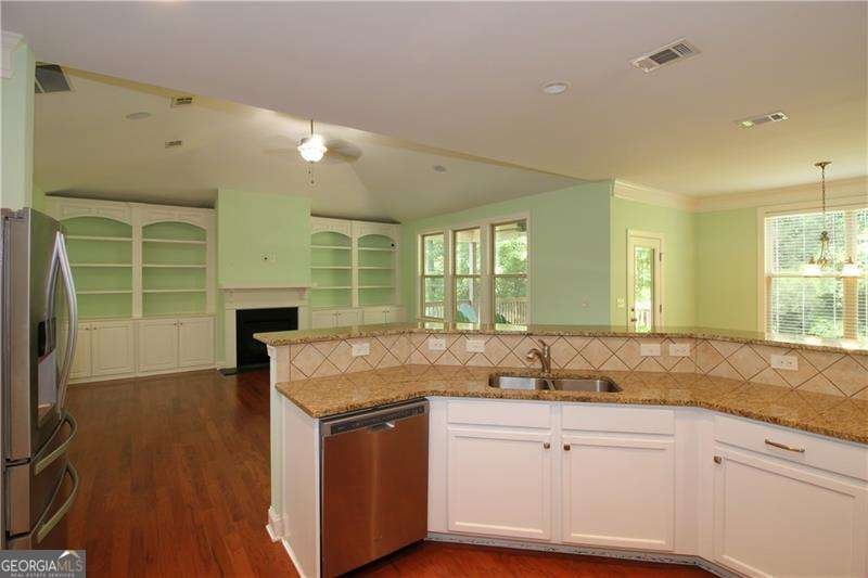 208 Hampton Station Boulevard Canton - Photo 15