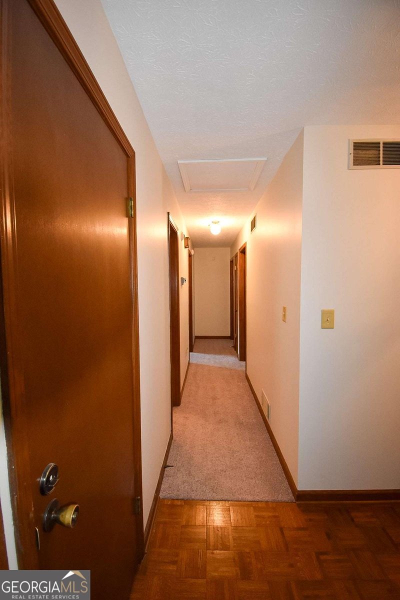 243 Saint Patrick Drive Mableton - Photo 22
