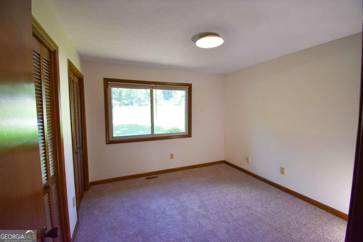 243 Saint Patrick Drive Mableton - Photo 23