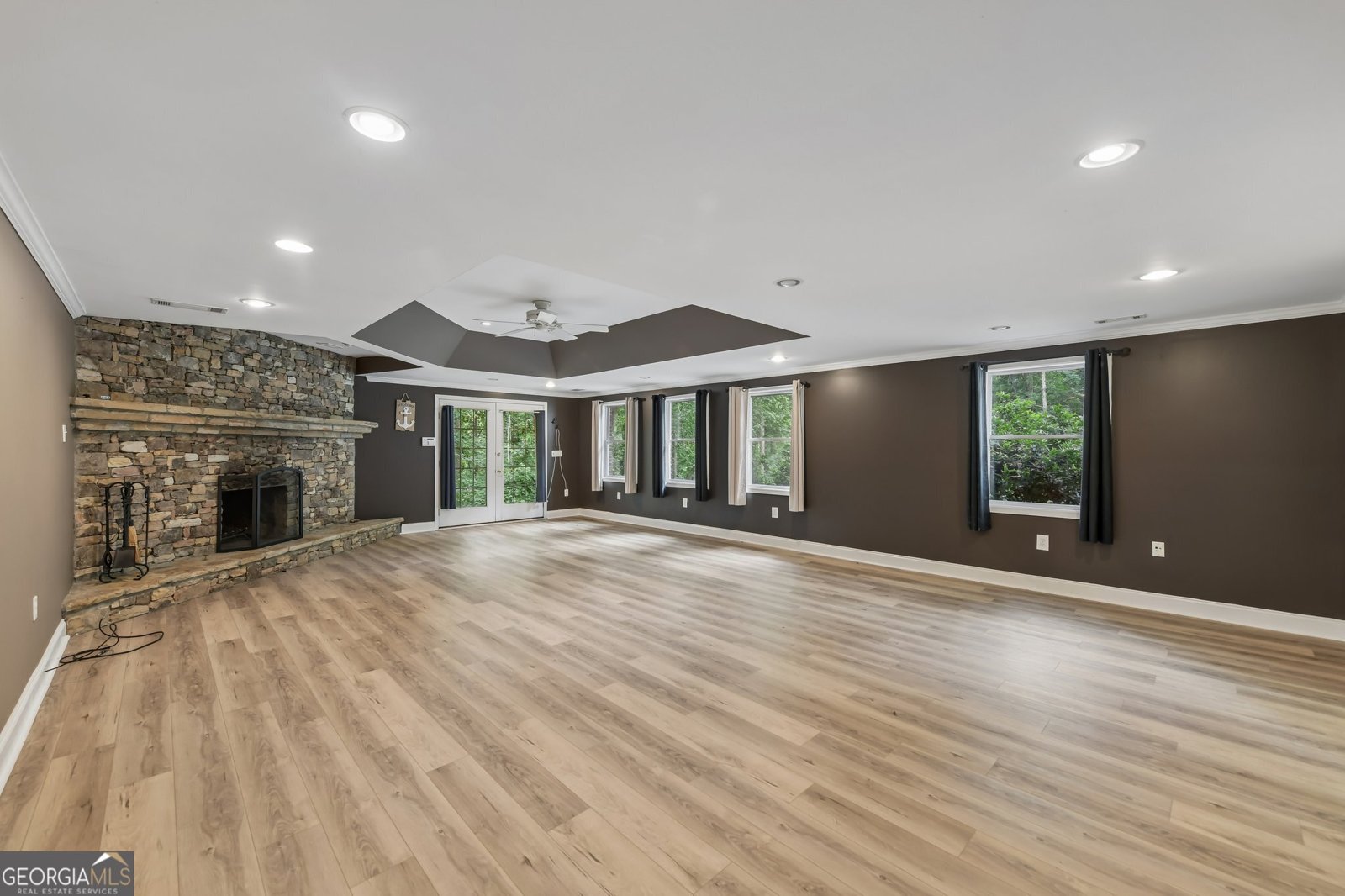 6137 White Oak Drive Flowery Branch - Photo 24