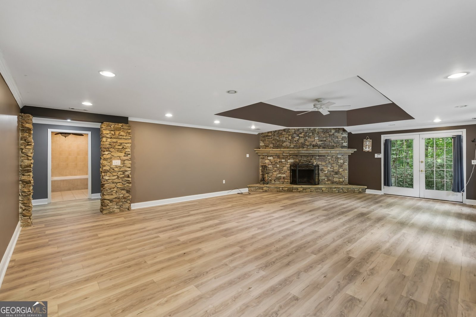 6137 White Oak Drive Flowery Branch - Photo 25