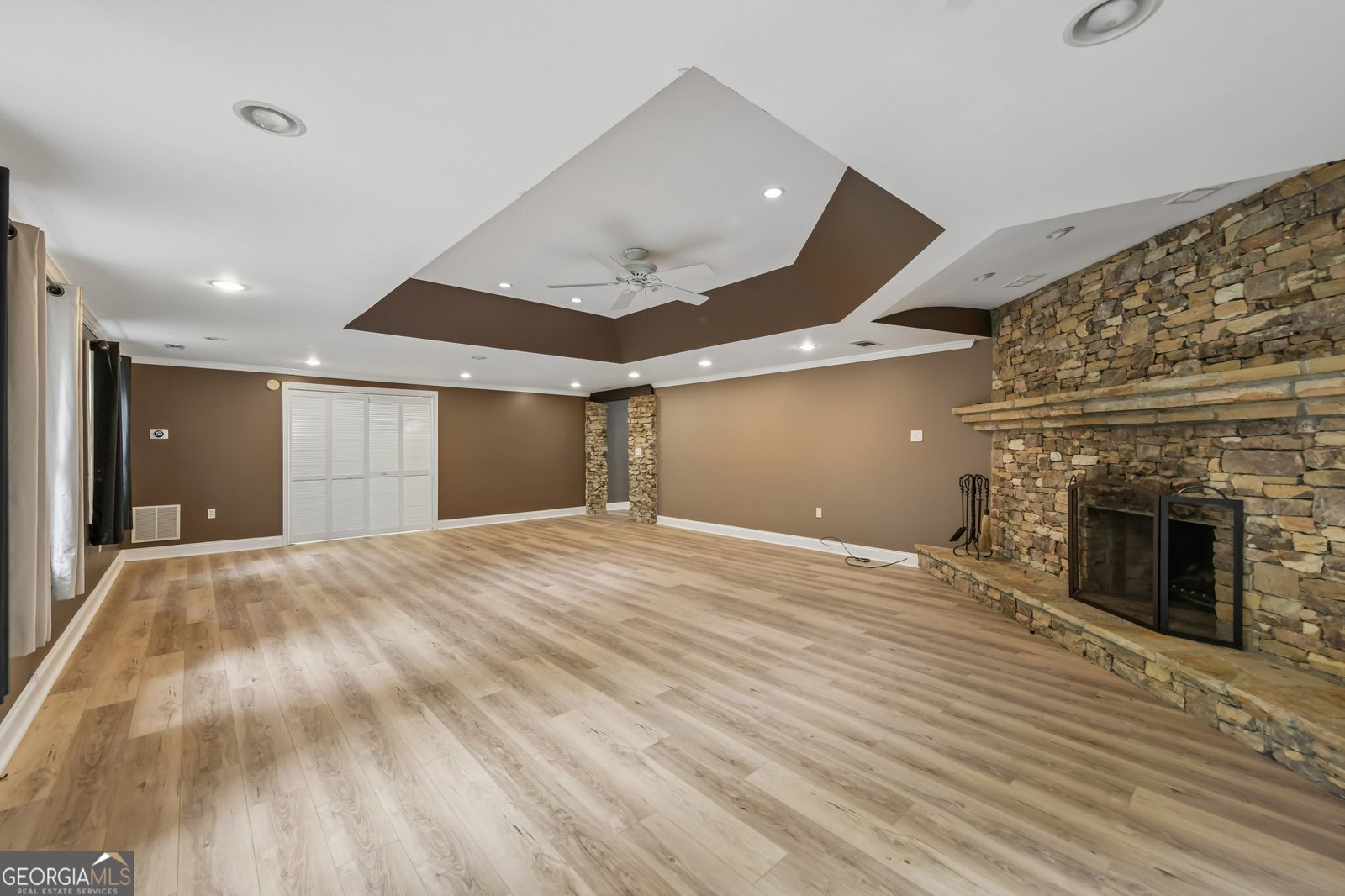 6137 White Oak Drive Flowery Branch - Photo 28