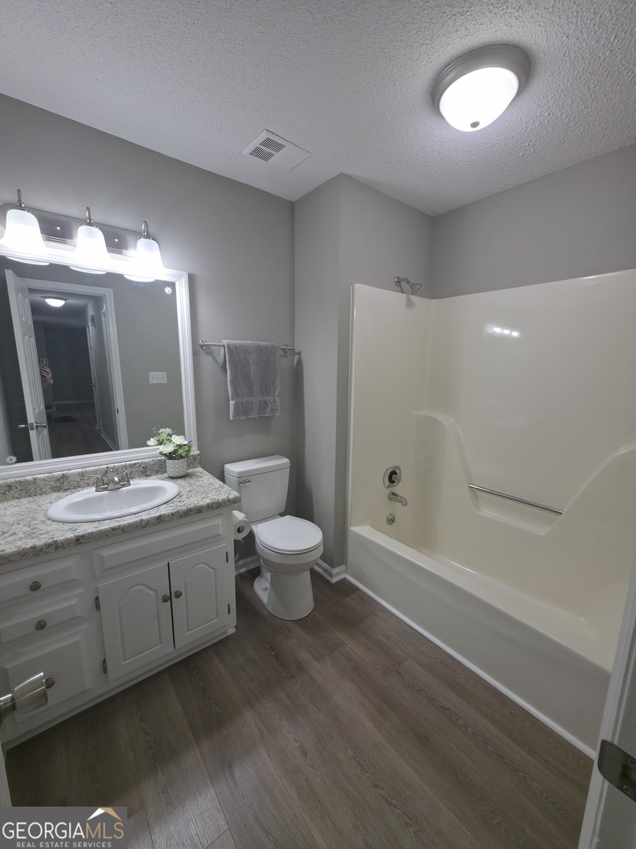 210 New Haven Drive Athens - Photo 17