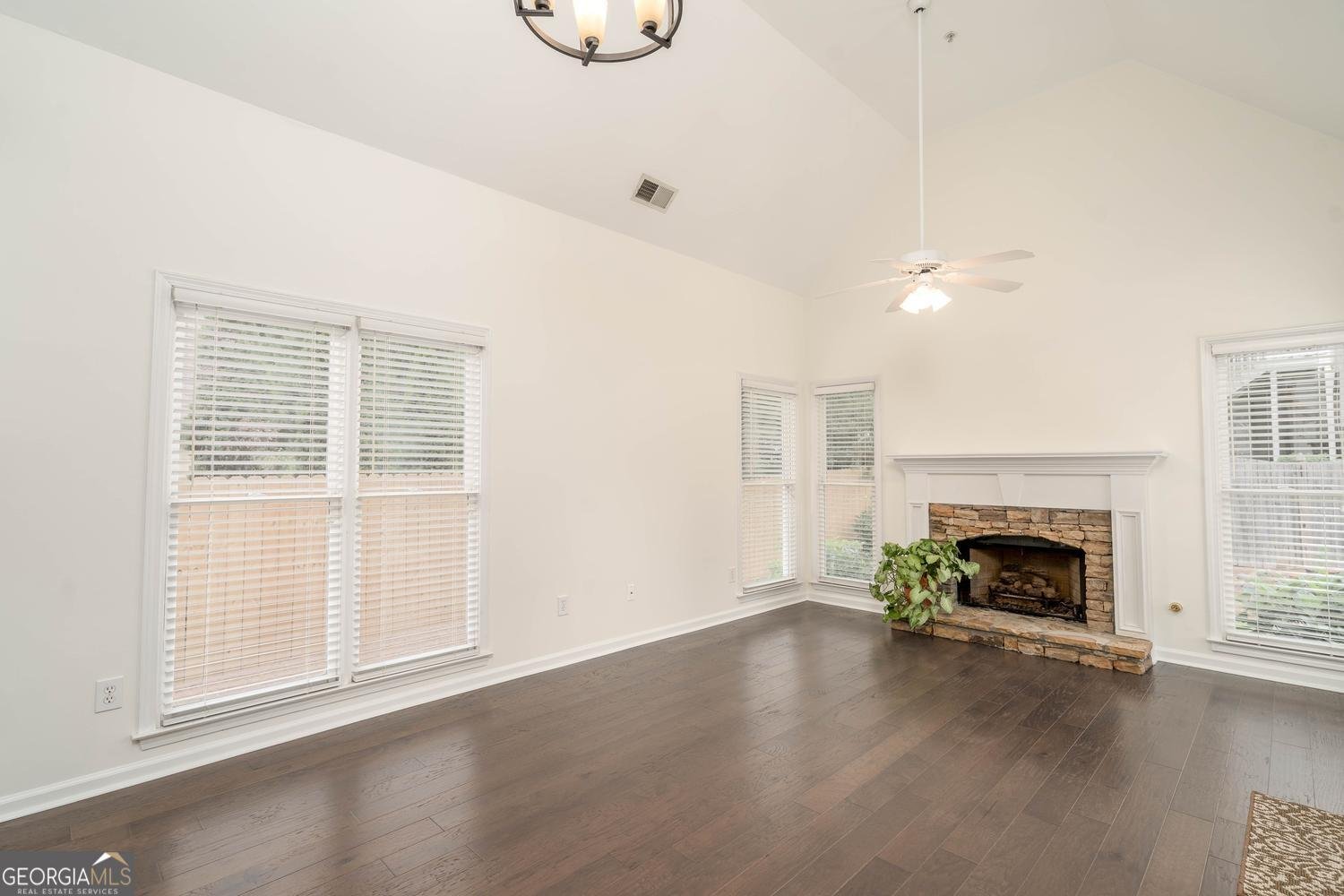 1233 Parkview Lane Kennesaw - Photo 10