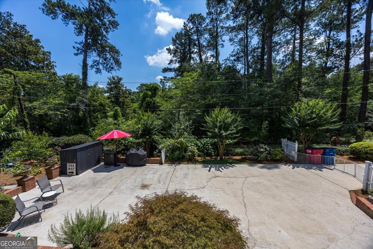 425 Ashley Place Macon - Photo 30