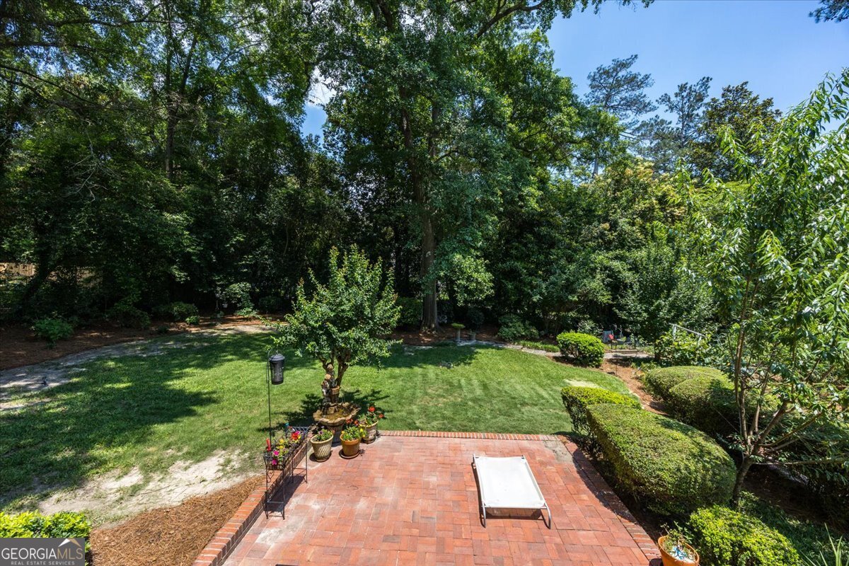 425 Ashley Place Macon - Photo 32
