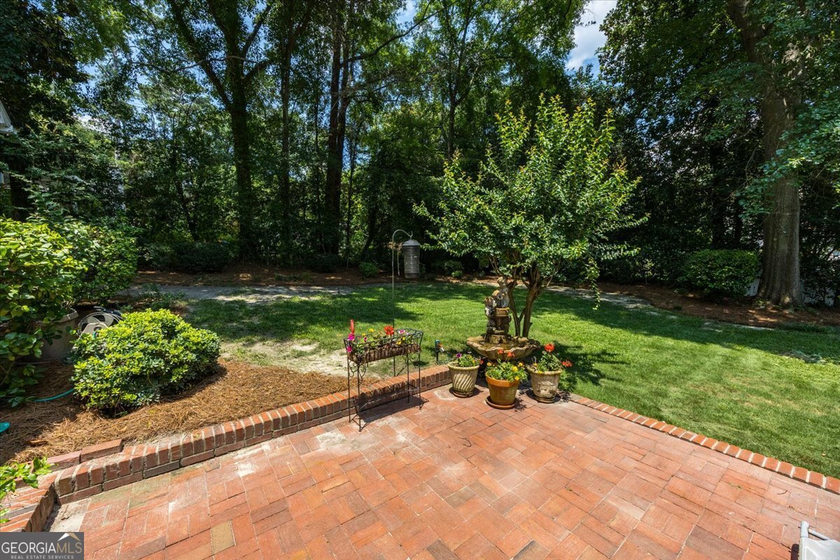 425 Ashley Place Macon - Photo 34