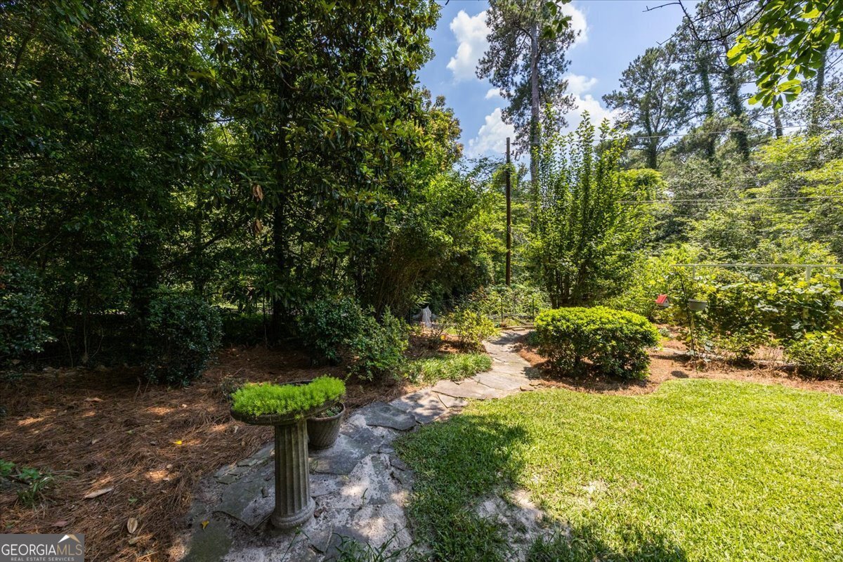 425 Ashley Place Macon - Photo 38