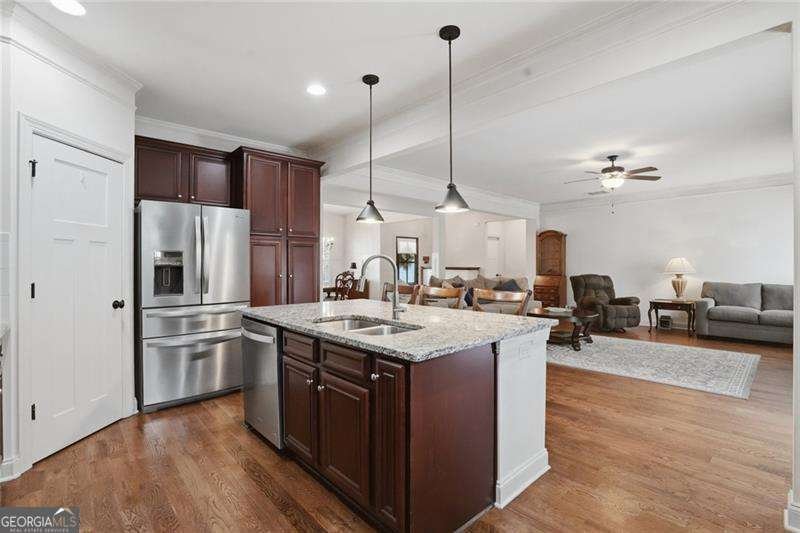 423 Spring Lake Hills White - Photo 7