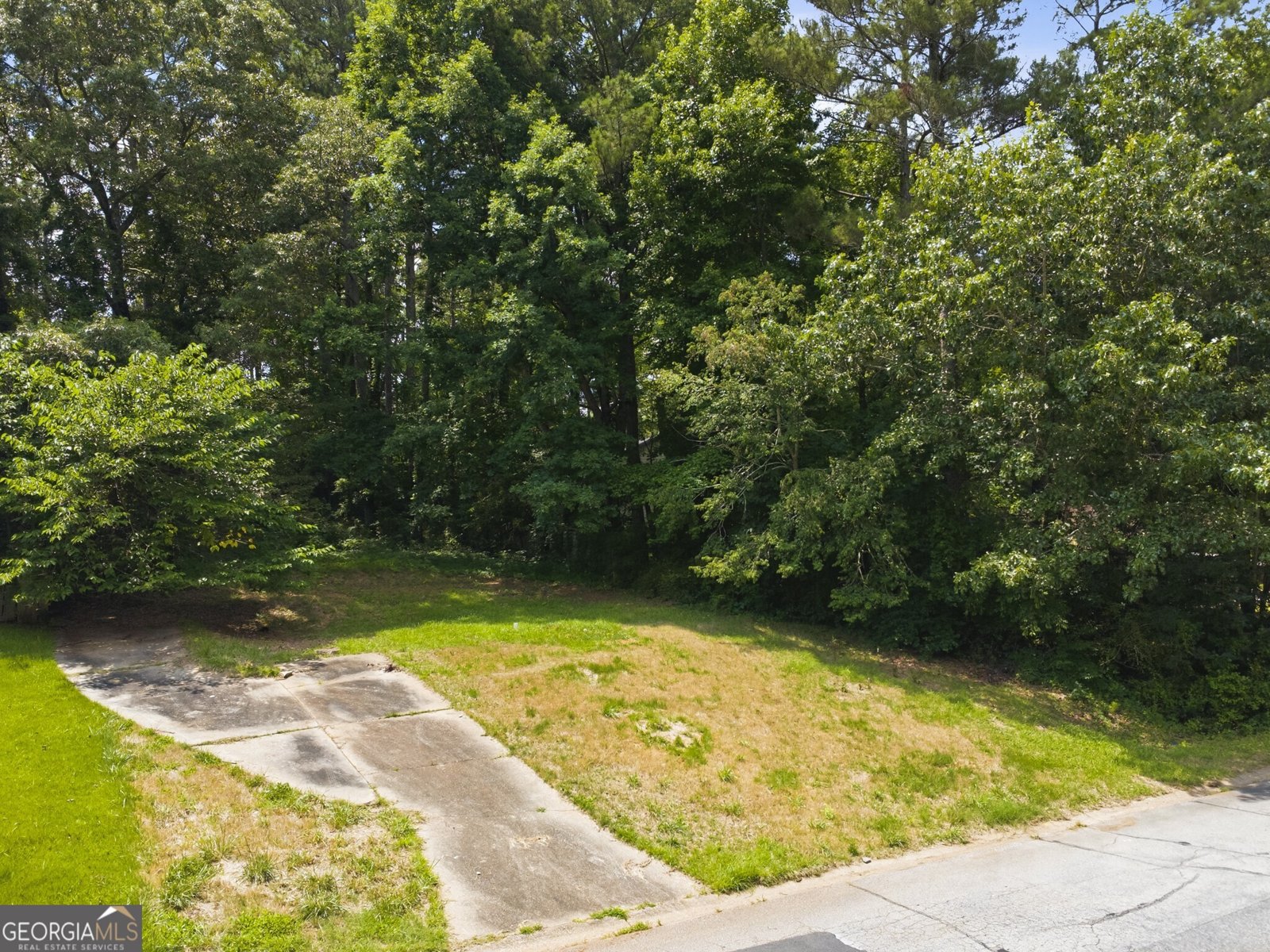 1796 Hunting Creek Lane Conyers - main photo