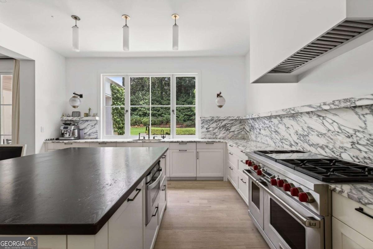 4400 Carmain Drive Atlanta - Photo 17