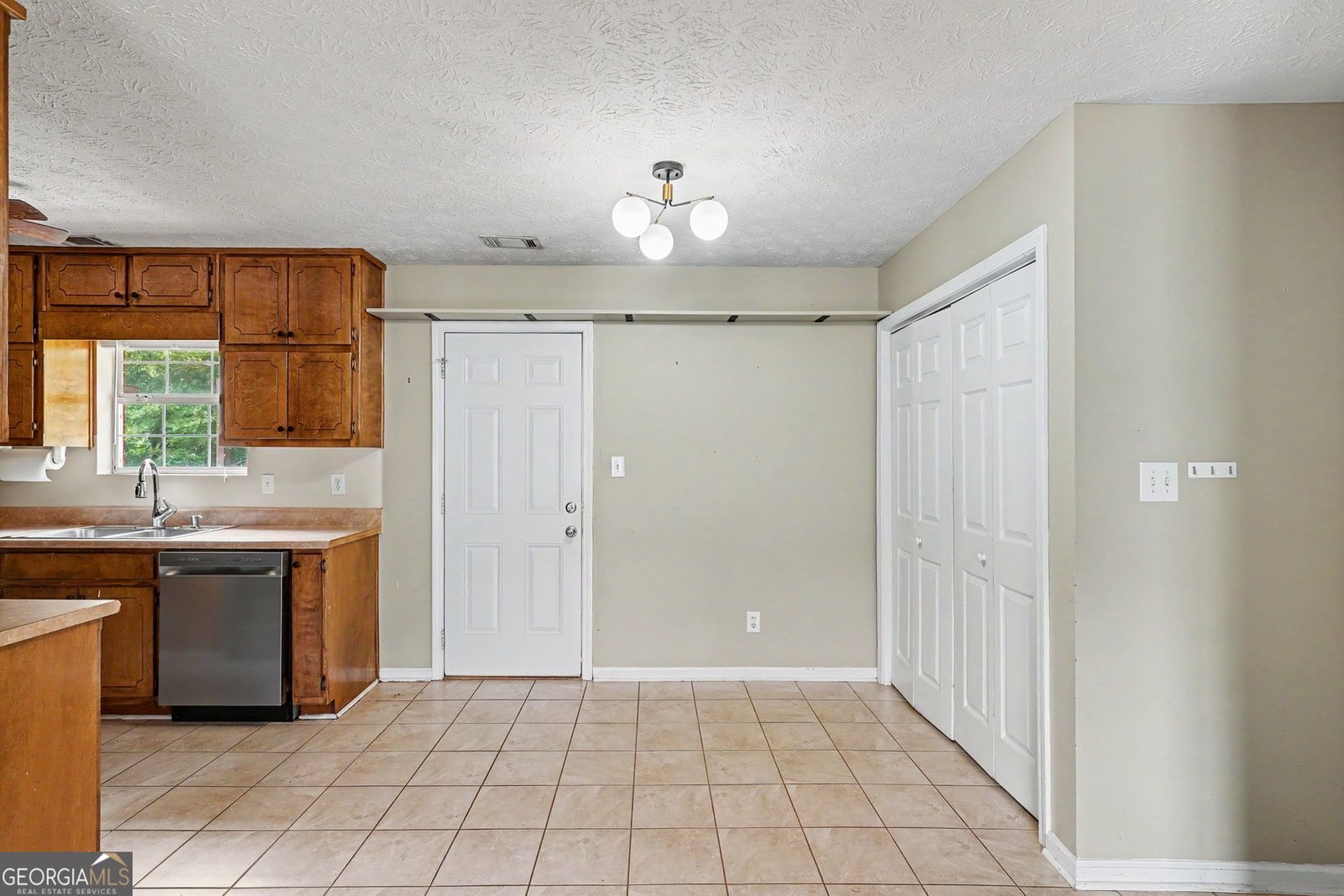 317 Creek Side Court Mcdonough - Photo 8
