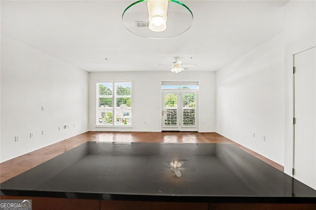 560 Dutch Valley Road Atlanta - Photo 10