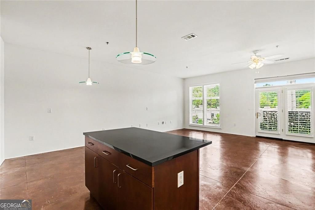 560 Dutch Valley Road Atlanta - Photo 8