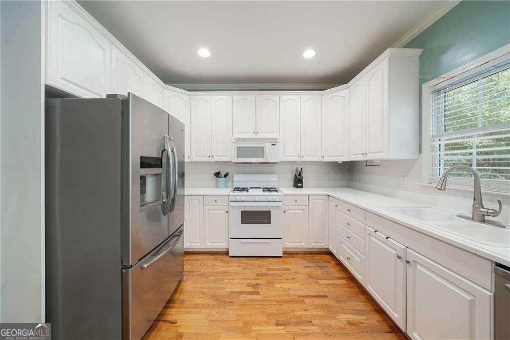 2499 Emerald Ridge Court Atlanta - Photo 8