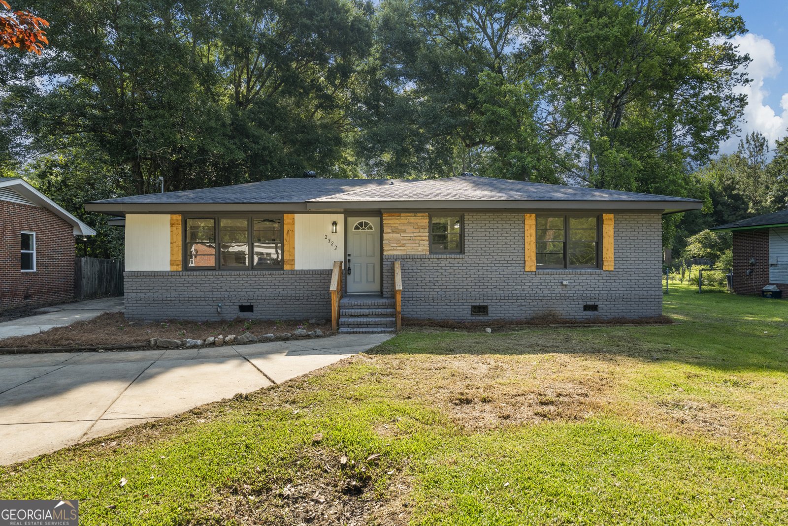 2322 LAUREL DRIVE COLUMBUS - main photo