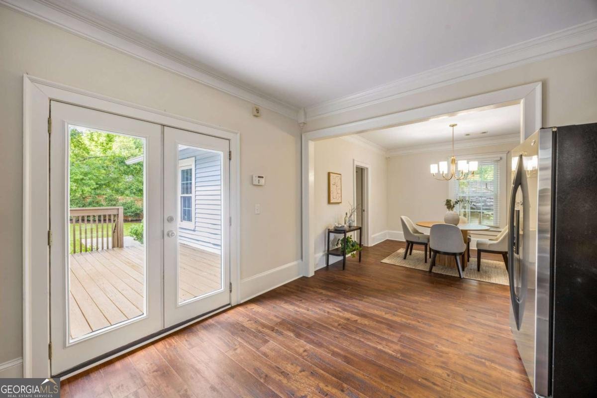 2469 Forrest Avenue Atlanta - Photo 14