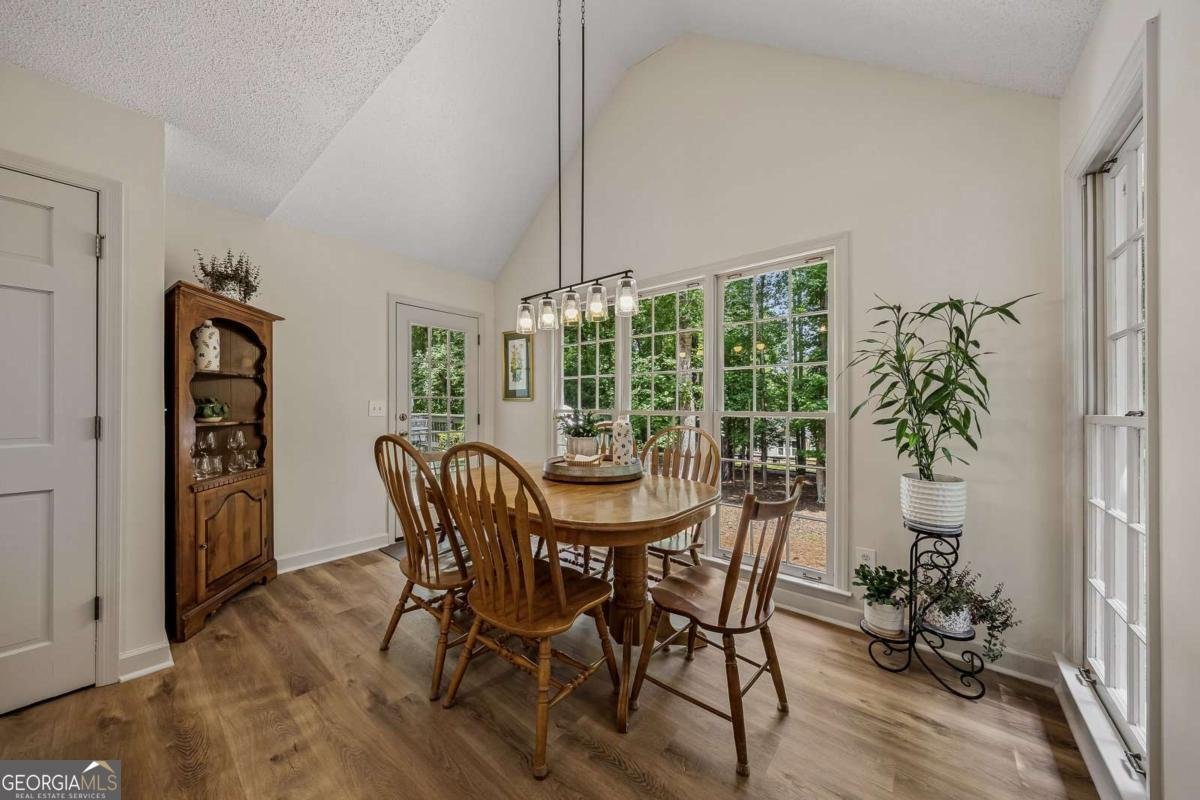 916 Fernwood Road Woodstock - Photo 13