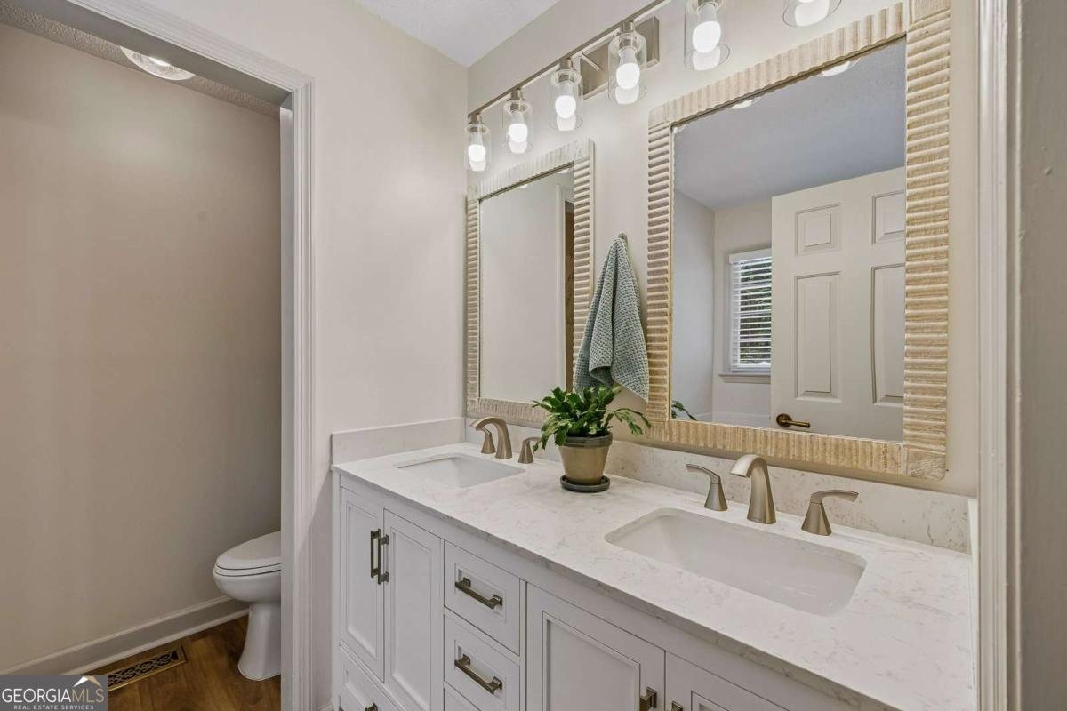 916 Fernwood Road Woodstock - Photo 18
