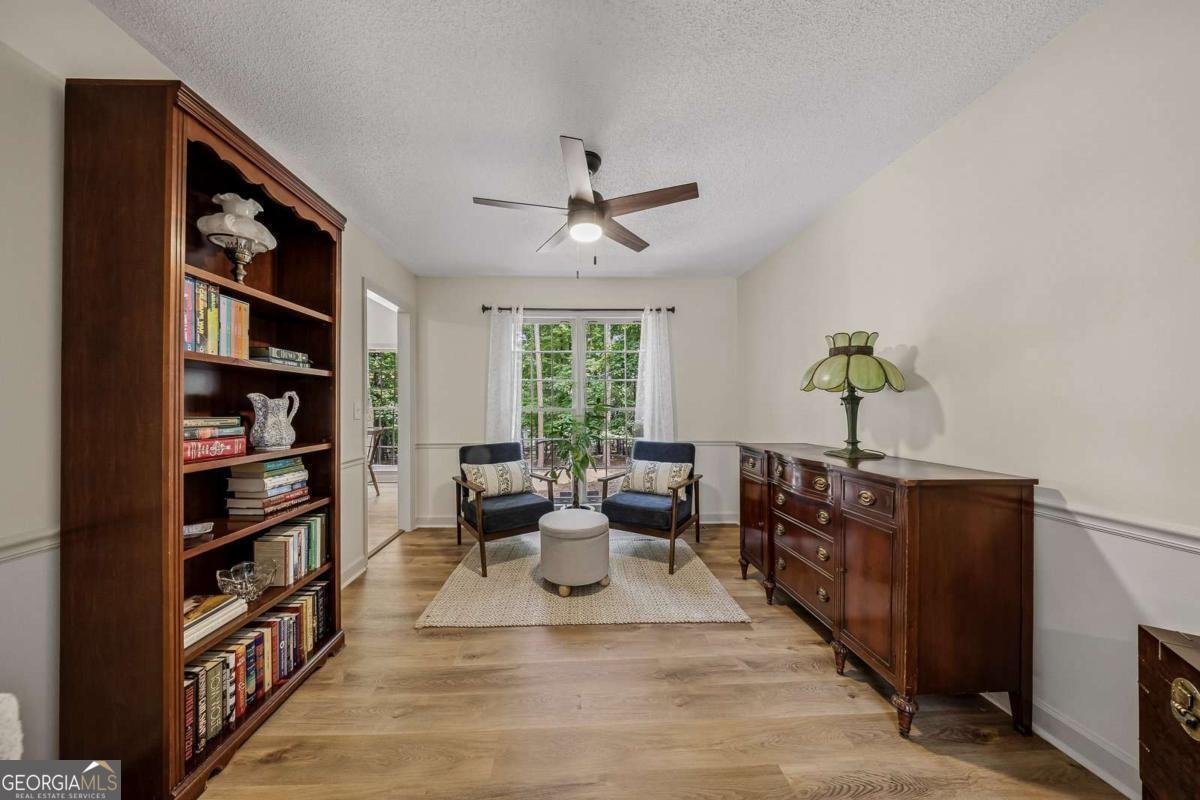 916 Fernwood Road Woodstock - Photo 8